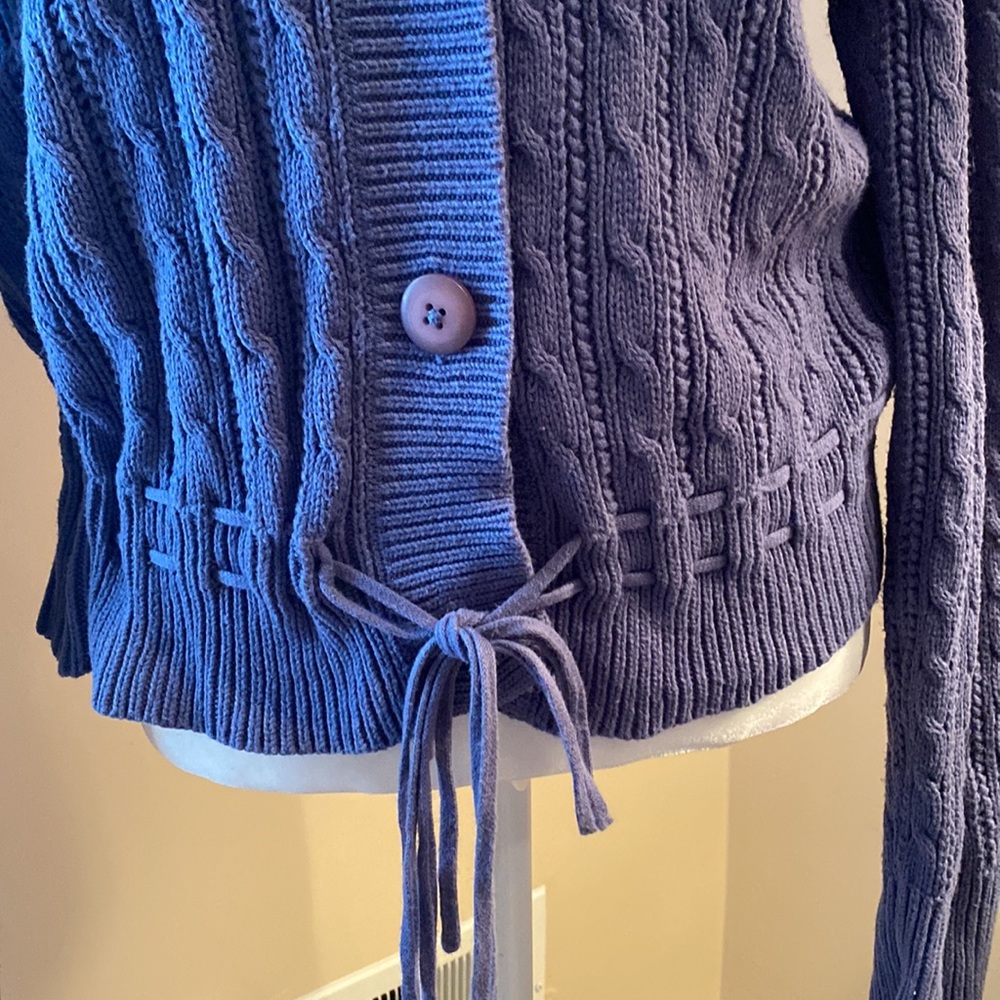 Sweater - Picture 6 of 9
